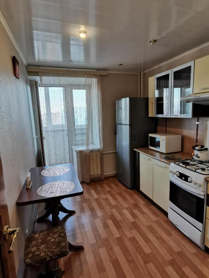1 Комнатная Квартира В Самом Центре С Видом На Сквер Qostanai Exterior foto