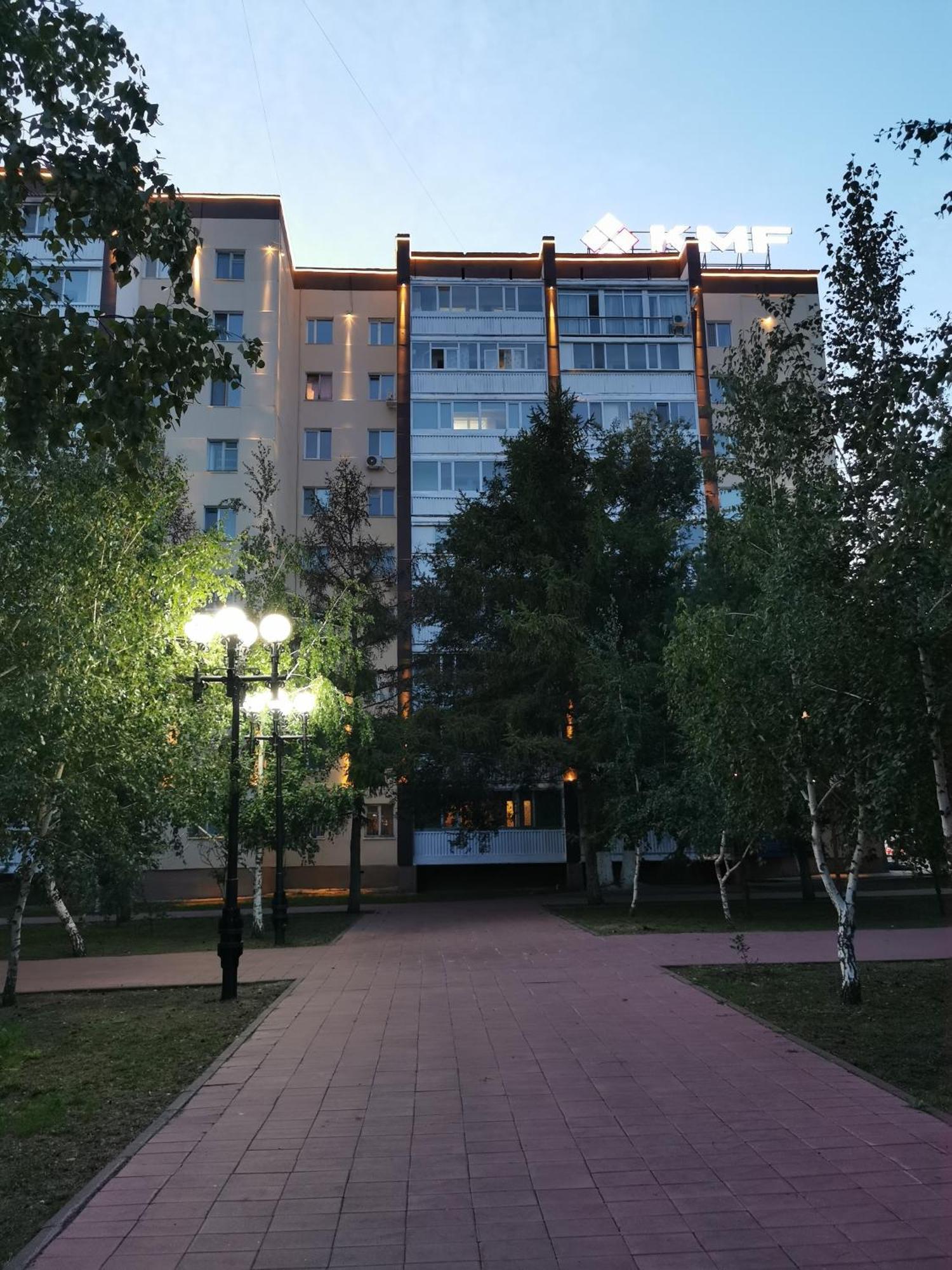 1 Комнатная Квартира В Самом Центре С Видом На Сквер Qostanai Exterior foto